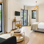 Casa De - *